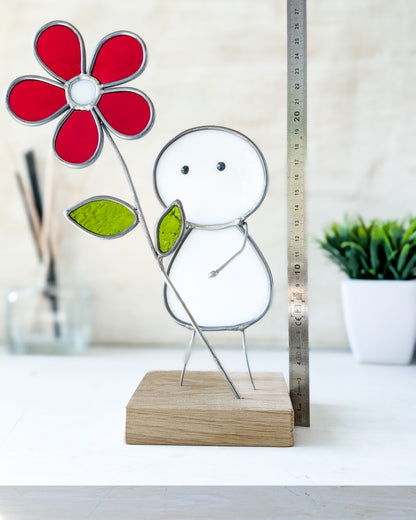 Moodies et sa fleur rouge